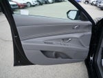 2025 Elantra Thumbnail 19