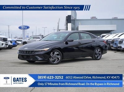 Photo of a 2025 Hyundai Elantra SEL Convenience 4DR Sedan for sale