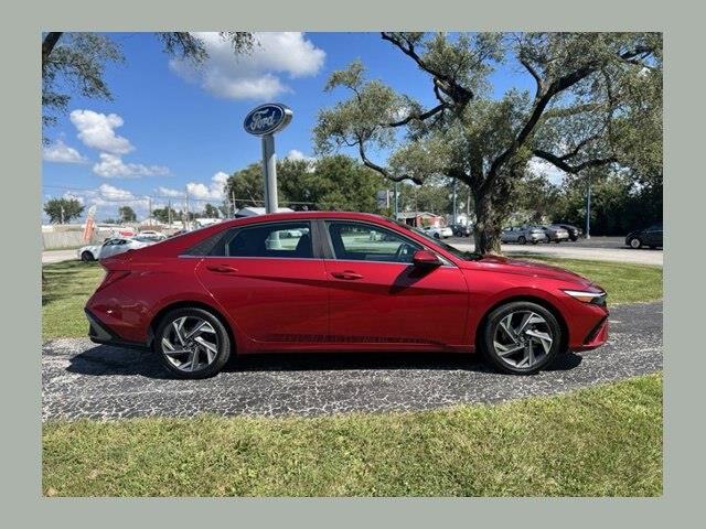 2025 Hyundai Elantra - $20,295