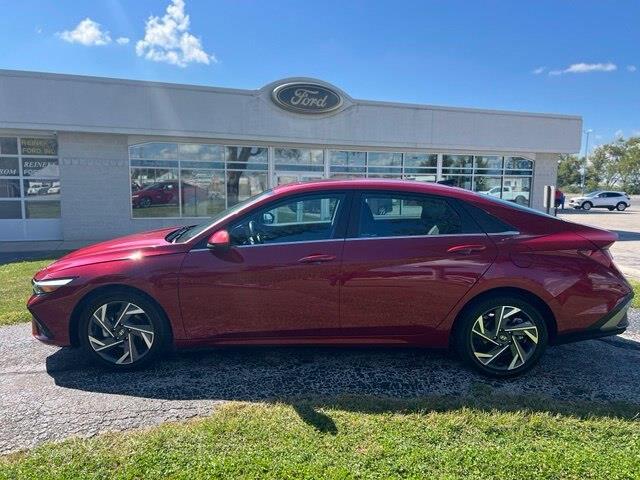2025 Hyundai Elantra - $20,295