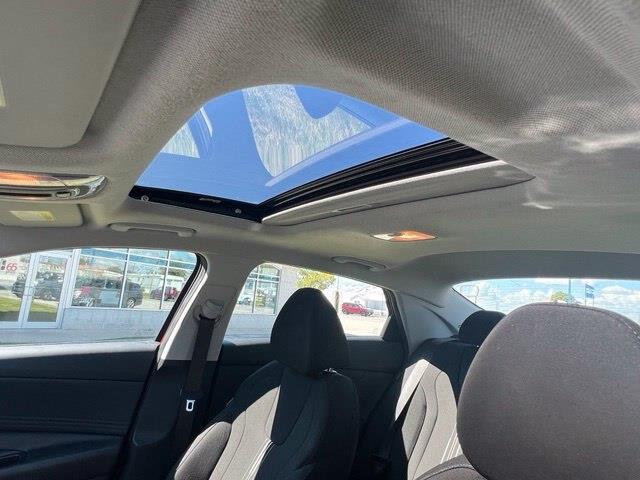2025 Hyundai Elantra - $20,295