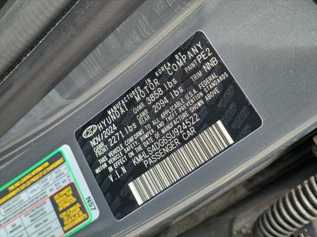 2025 Hyundai Elantra - $17,800