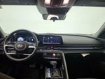 2025 ELANTRA Thumbnail 9