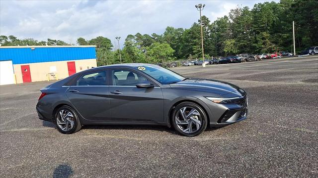 2025 Hyundai Elantra - $24,491