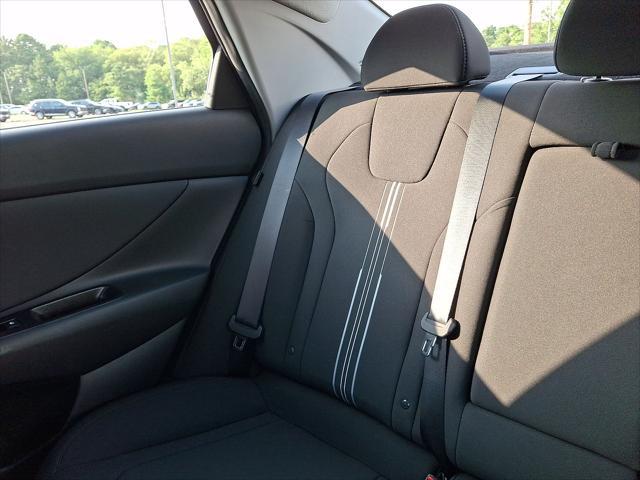 2025 Hyundai Elantra - $24,491