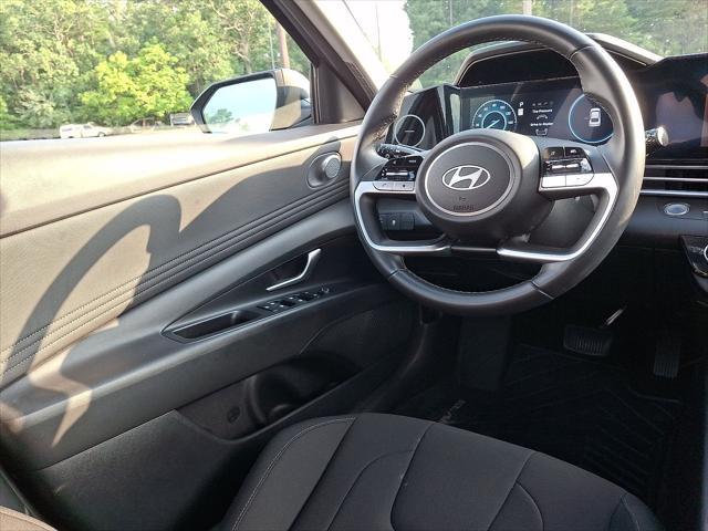 2025 Hyundai Elantra - $24,491