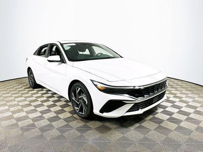 2025 Hyundai Elantra SEL Convenience 4DR Sedan