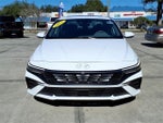 2025 Elantra Thumbnail 2