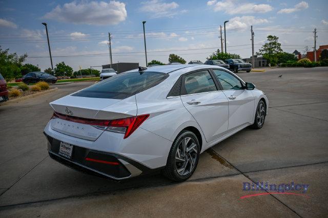 2025 Hyundai Elantra - $20,000
