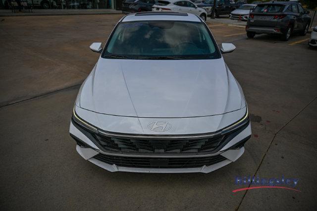 2025 Hyundai Elantra - $20,000