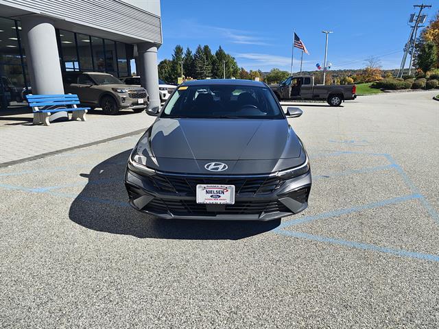 2025 Hyundai Elantra - $20,995