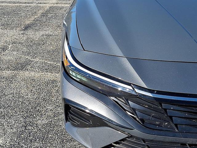 2025 Hyundai Elantra - $20,995