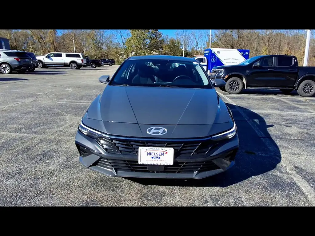 2025 Hyundai Elantra - $20,995