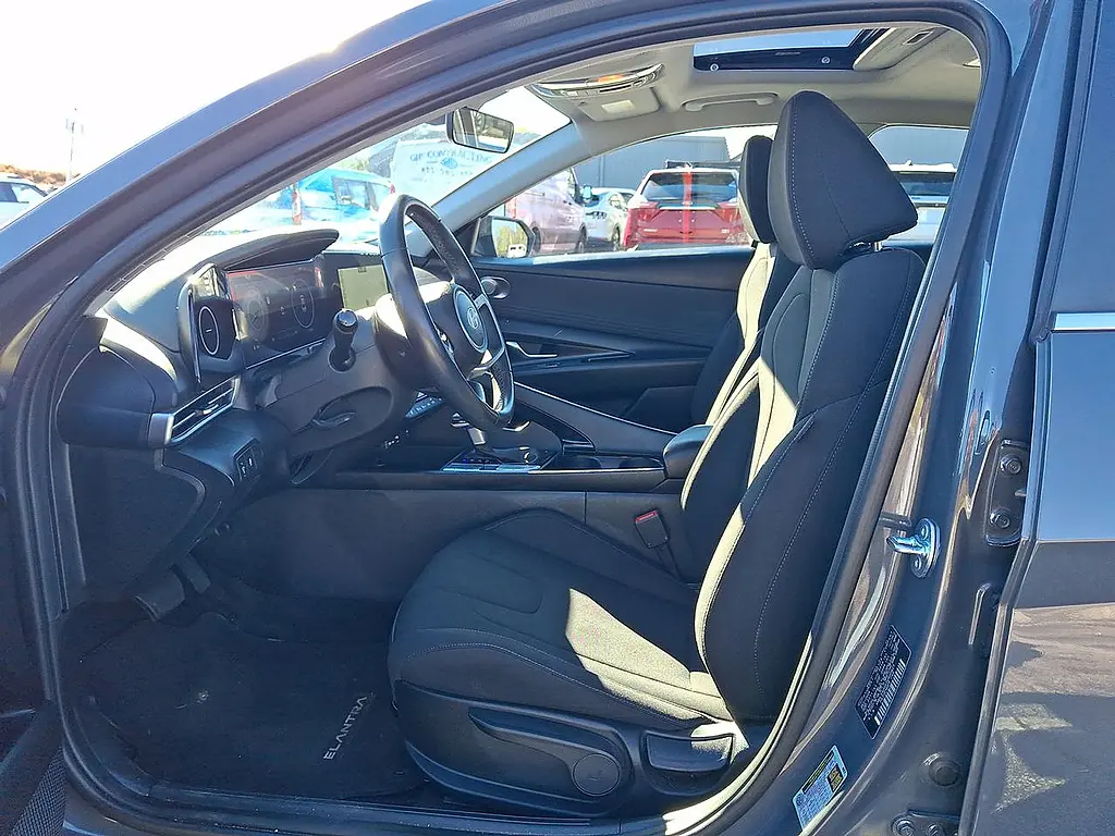 2025 Hyundai Elantra - $20,995