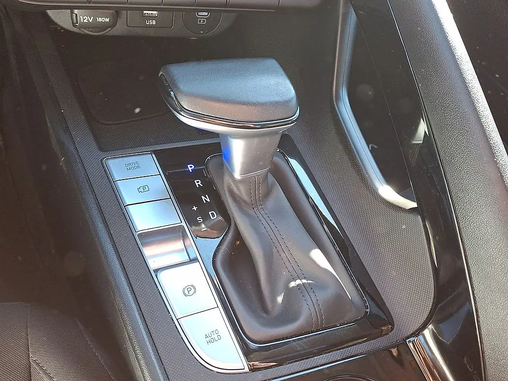 2025 Hyundai Elantra - $20,995