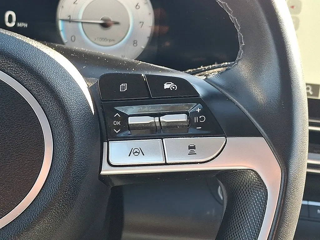 2025 Hyundai Elantra - $20,995
