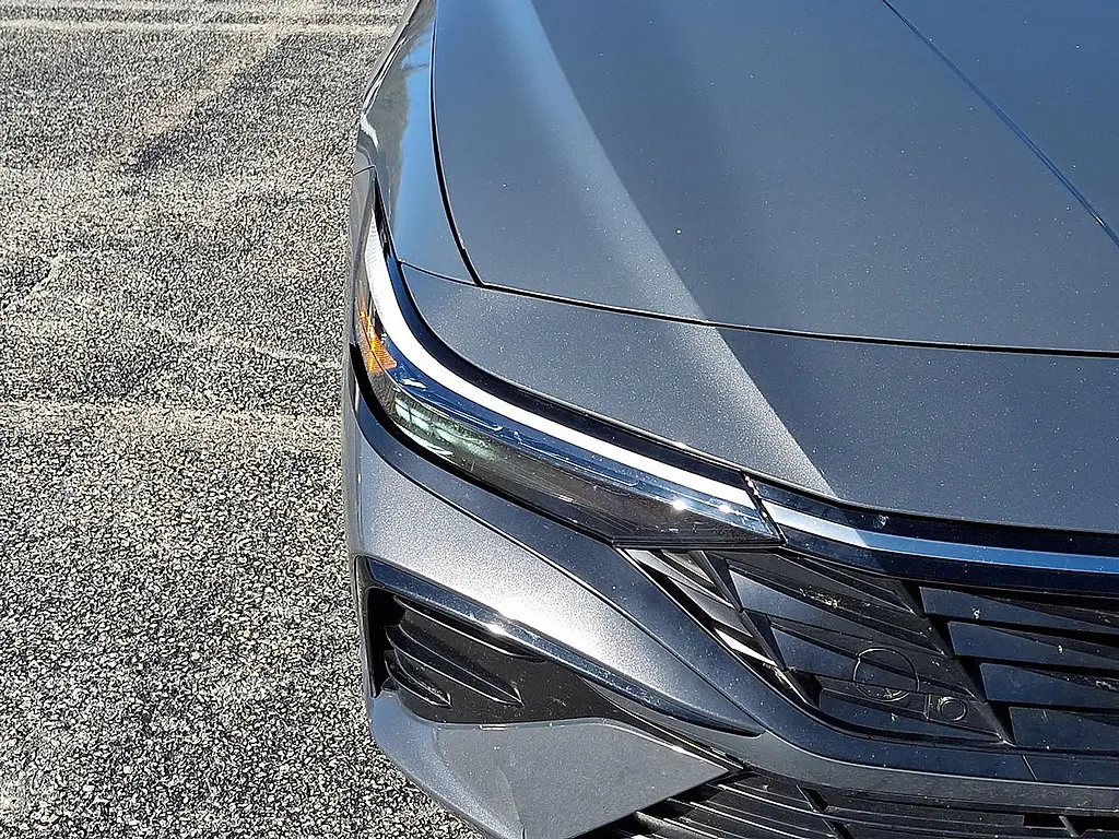 2025 Hyundai Elantra - $20,995
