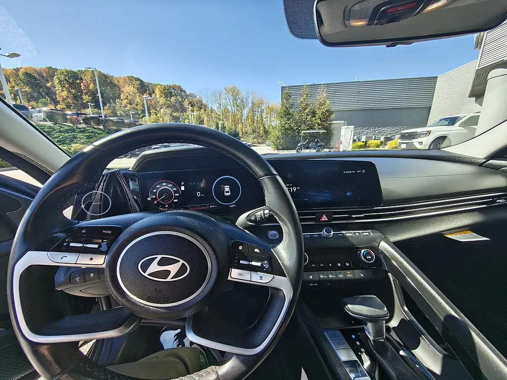 2025 Hyundai Elantra - $20,995
