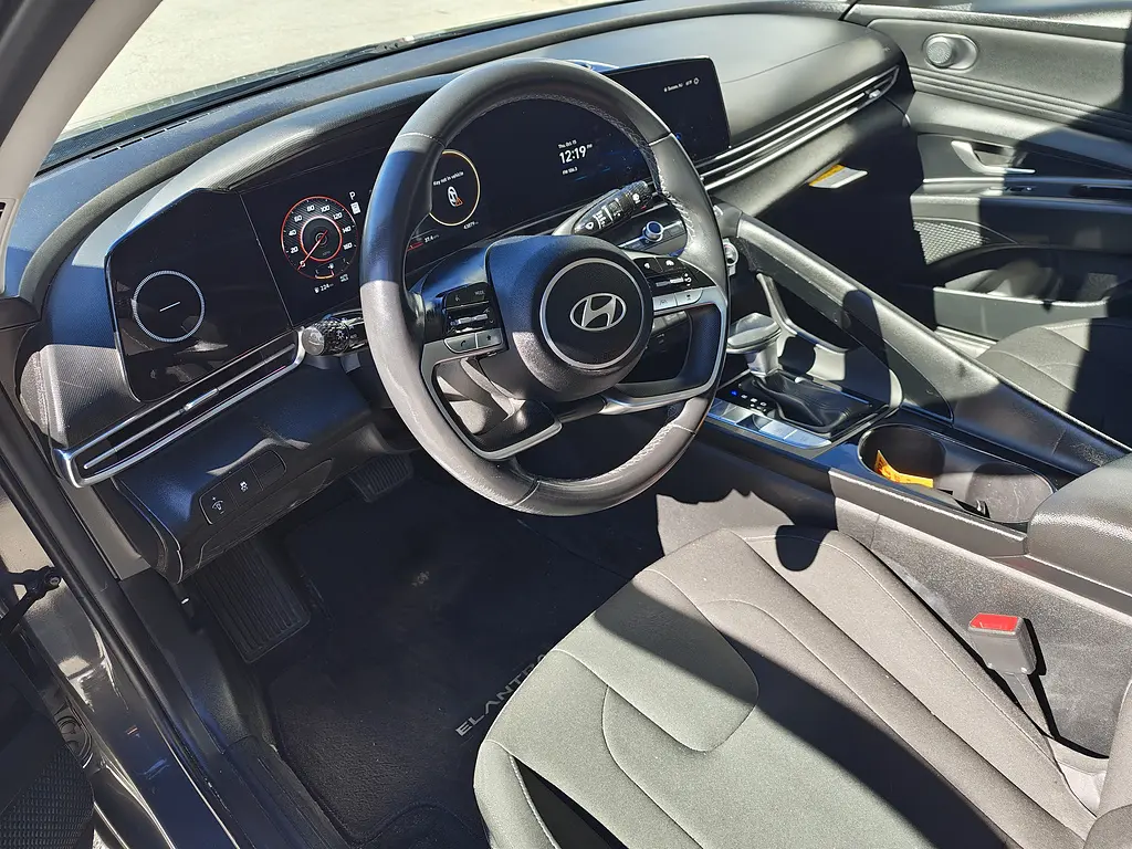 2025 Hyundai Elantra - $20,995