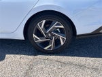 2025 Elantra Thumbnail 5