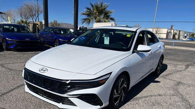 2025 Hyundai ELANTRA SEL Convenience