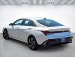 2025 Elantra Thumbnail 13