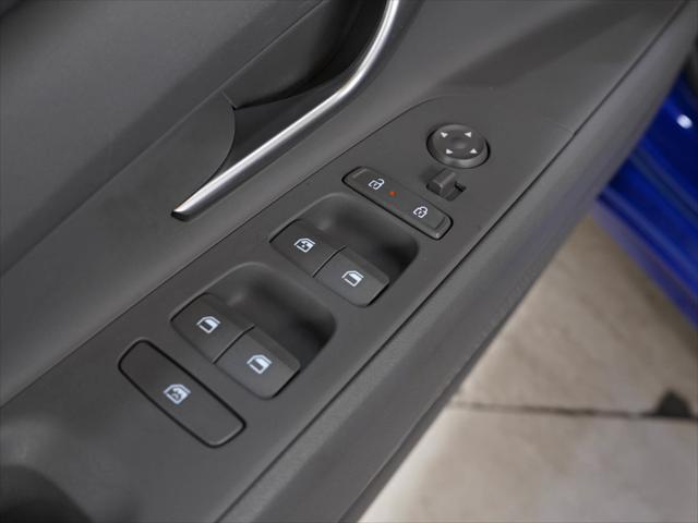 2025 Hyundai Elantra - $19,998