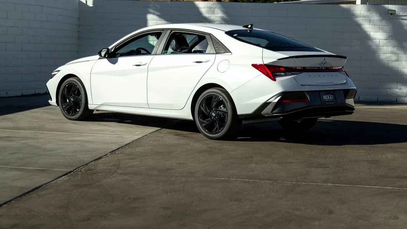 2026 Hyundai ELANTRA SEL Sport Premium