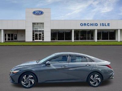 2024 Hyundai Elantra SEL 4DR Sedan
