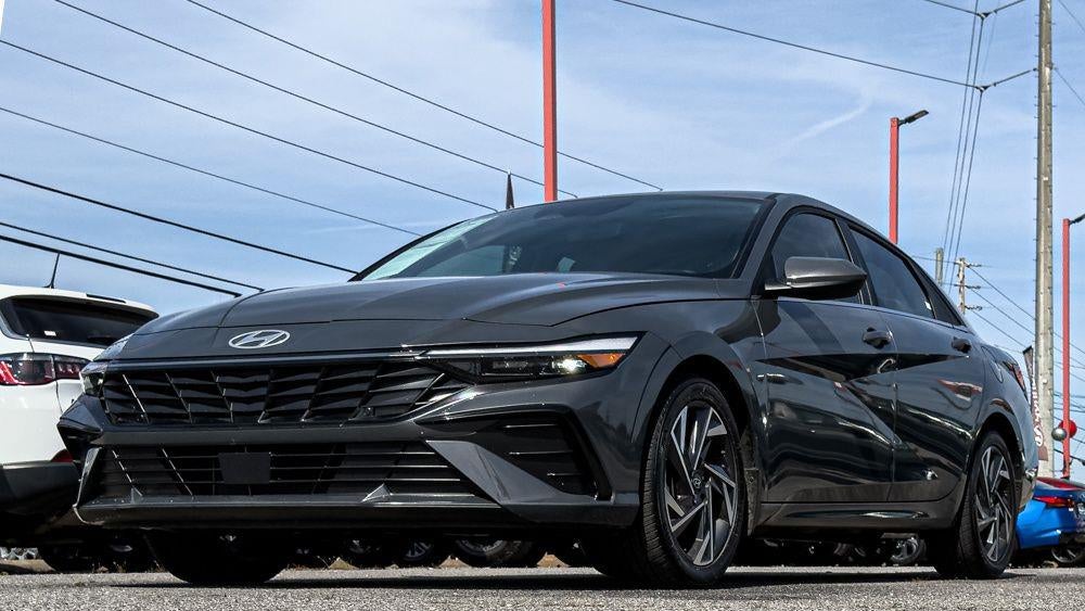 2024 Hyundai ELANTRA SEL
