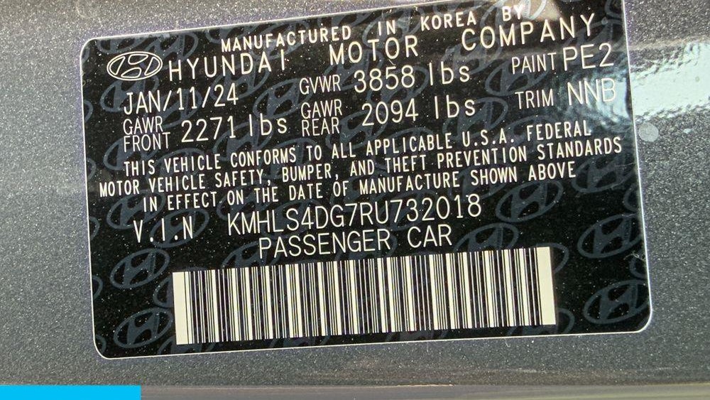2024 Hyundai ELANTRA SEL