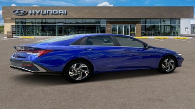 2024 Hyundai Elantra SEL 4DR Sedan
