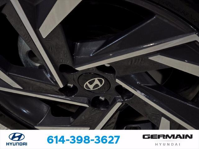 2025 Hyundai Elantra - $18,995