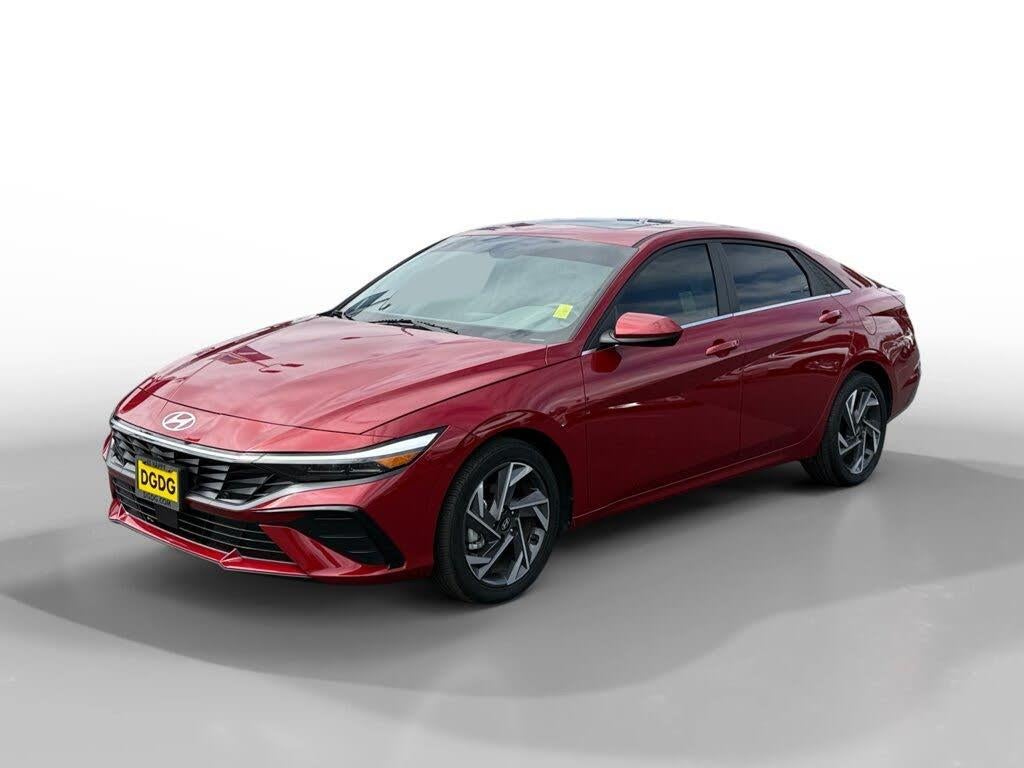 2025 Hyundai Elantra - $20,321