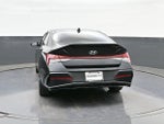 2025 Elantra Thumbnail 8