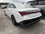 2025 Elantra Thumbnail 4