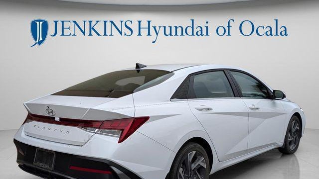 2025 Hyundai ELANTRA SEL Convenience