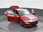 2025 Elantra Thumbnail 29