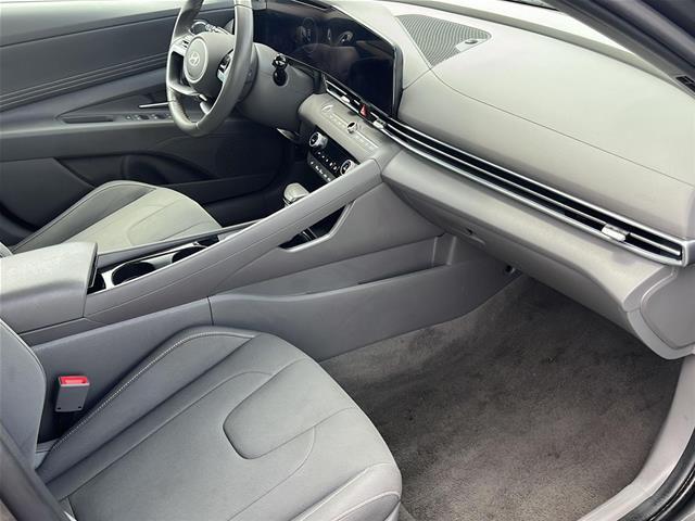 2025 Hyundai Elantra - $21,112