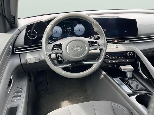 2025 Hyundai Elantra - $21,017