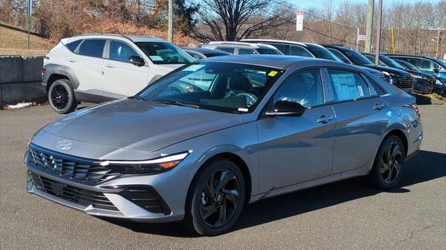2026 Hyundai ELANTRA SEL Sport Premium