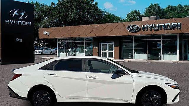 2026 Hyundai ELANTRA SEL Sport Premium