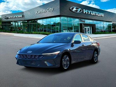 2026 Hyundai Elantra SEL Sport Premium 4DR Sedan