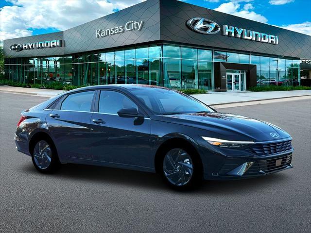 2026 Hyundai Elantra - $27,040