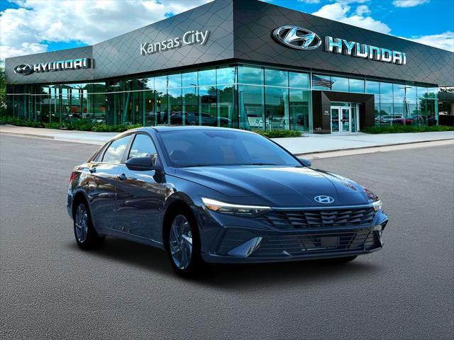 2026 Hyundai Elantra - $27,040