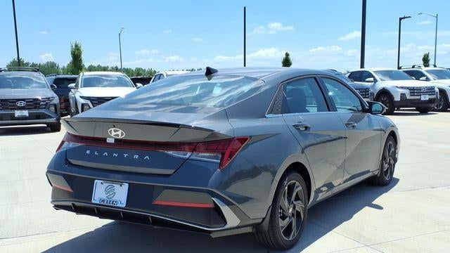 2026 Hyundai ELANTRA SEL Sport Premium
