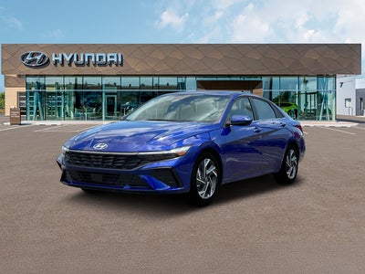 2024 Hyundai Elantra SEL 4DR Sedan