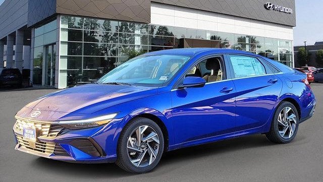 Preowned 2025 Hyundai ELANTRA SEL Convenience for Sale