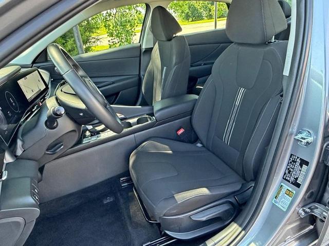 2025 Hyundai Elantra - $26,365