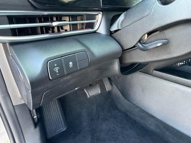 2025 Hyundai Elantra - $26,365